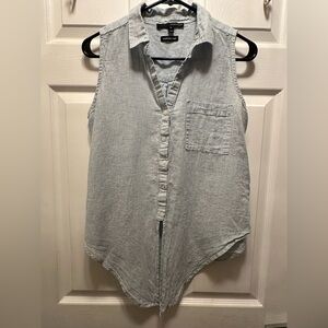 Harve Benard Light Blue Sleeveless Button-Front Tank